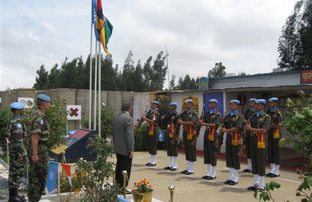 Acting Special Representative, Azouz Ennifar reviews guard of honour during a farewell visit to Adigrat on 6 August (Photo: Ian Steele)&#x0D;